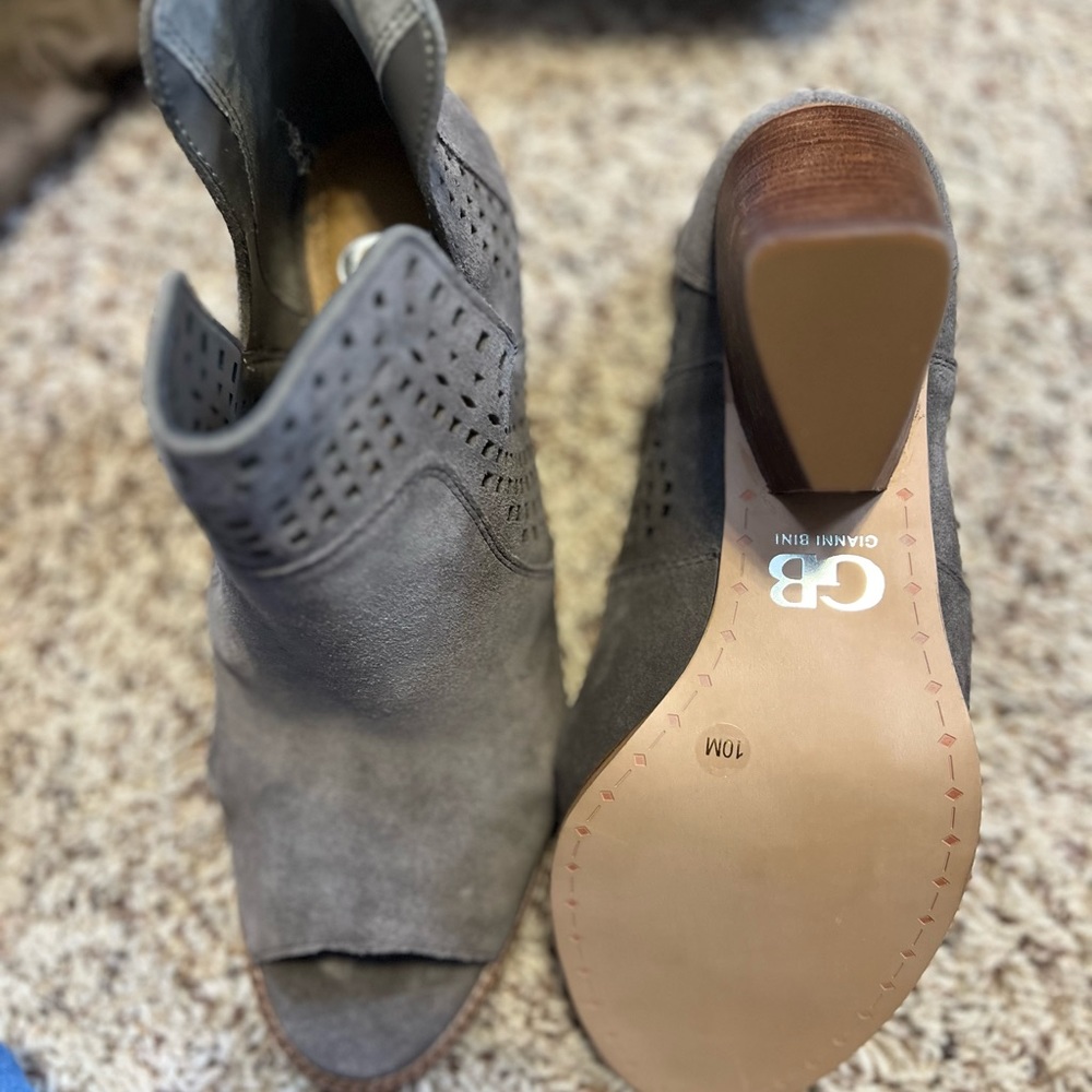 GB Booties Size 10